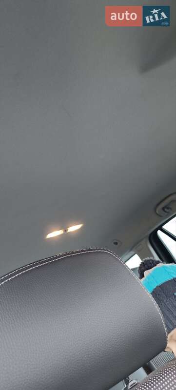 Универсал Opel Astra 2010 в Лохвице