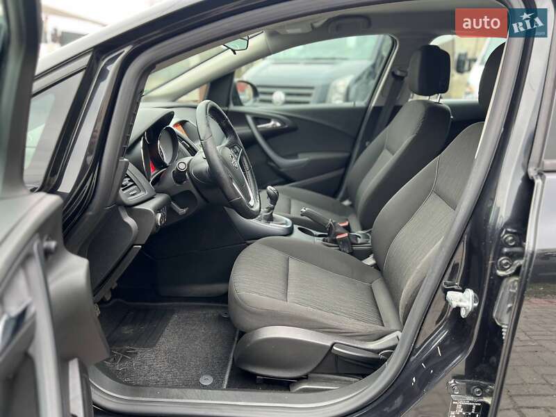 Универсал Opel Astra 2016 в Ковеле