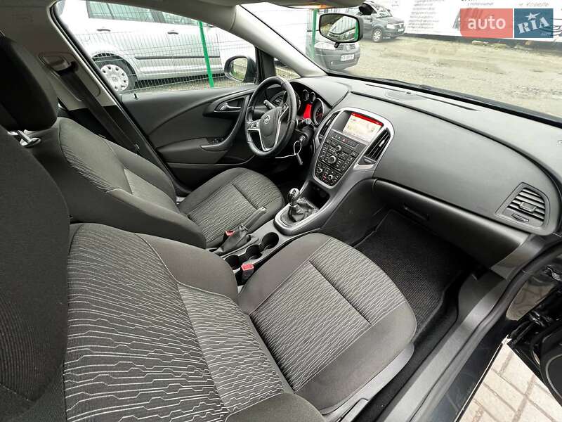 Универсал Opel Astra 2016 в Ковеле