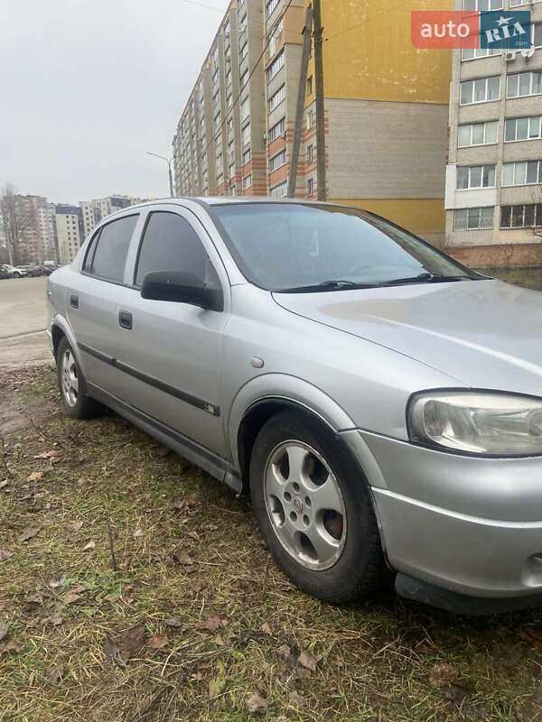 Opel Astra 2003
