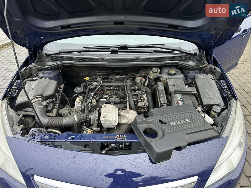 Універсал Opel Astra 2011 в Львові