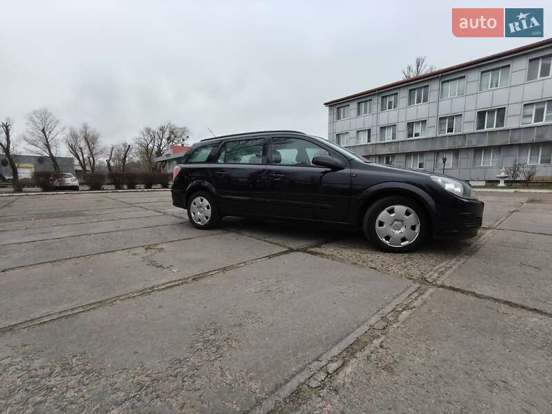 Універсал Opel Astra 2005 в Києві