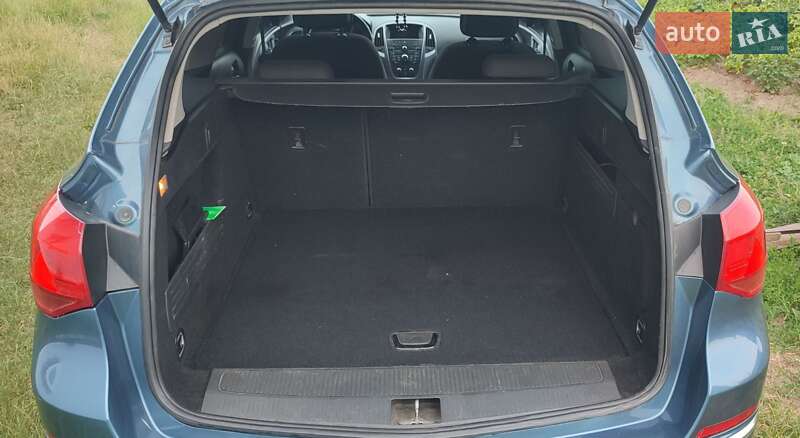 Универсал Opel Astra 2012 в Виннице