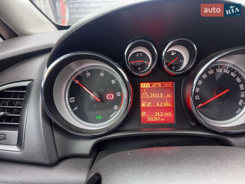 Седан Opel Astra 2015 в Житомире