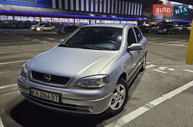 Хэтчбек Opel Astra 2000 в Киеве