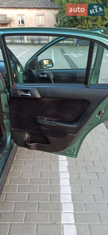 Седан Opel Astra 1999 в Тернополе