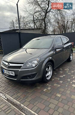 Хетчбек Opel Astra 2012 в Смілі
