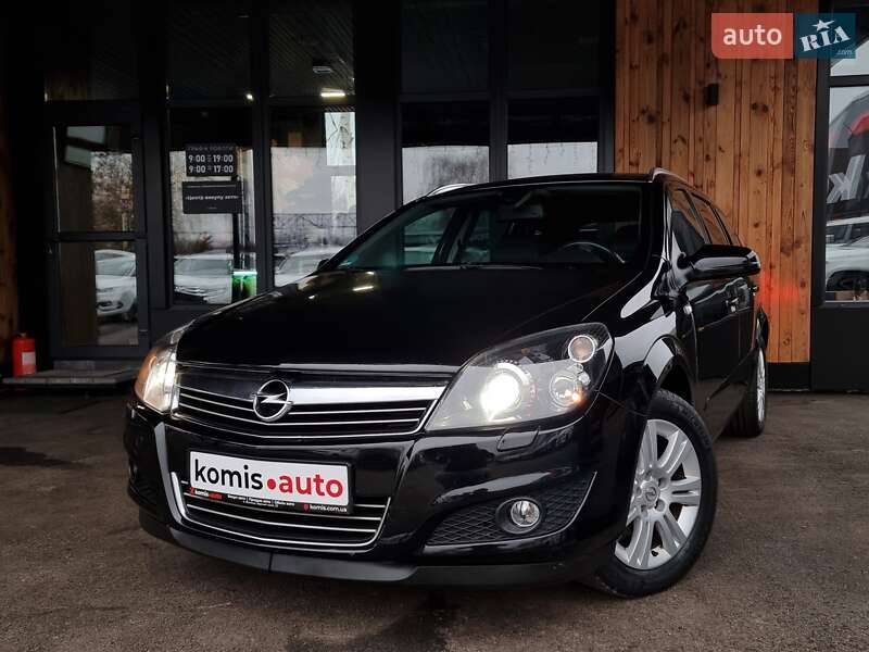 Універсал Opel Astra 2009 в Вінниці