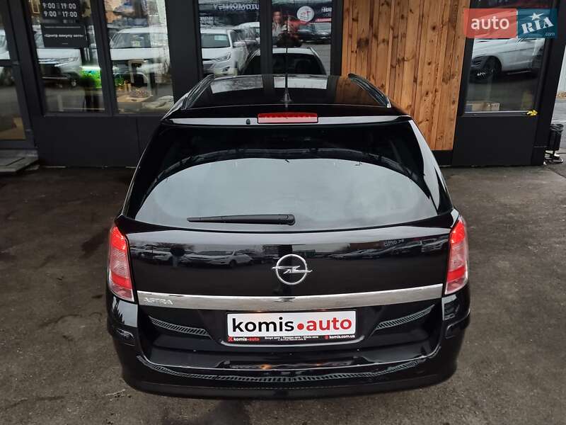 Універсал Opel Astra 2009 в Вінниці