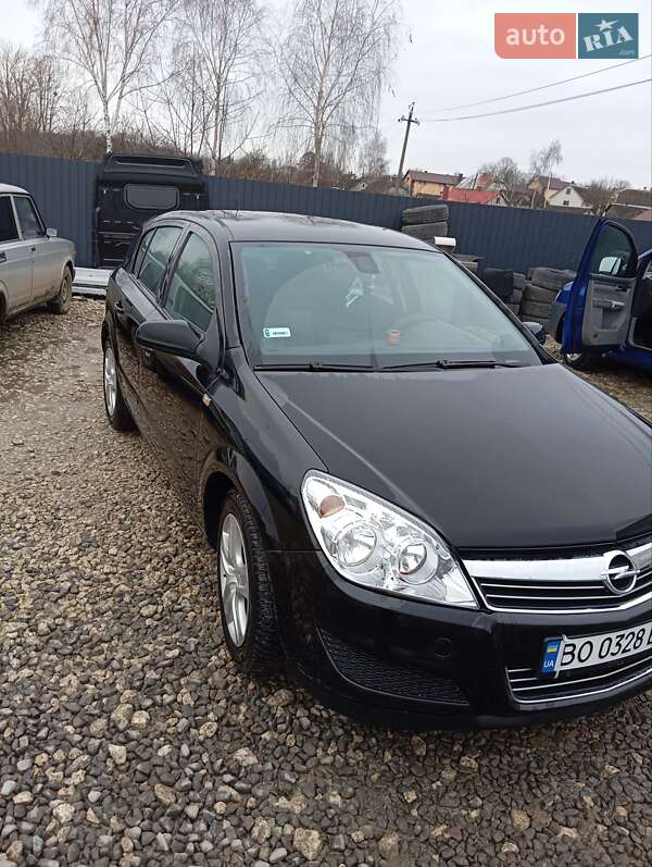 Opel Astra 2008