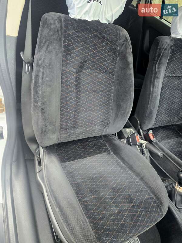Хетчбек Opel Astra 2000 в Дніпрі фото 12 Хетчбек Opel Astra 2000 в Дніпрі