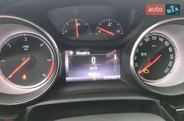 Універсал Opel Astra 2016 в Львові