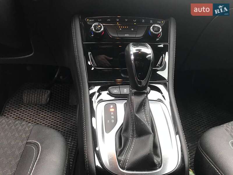 Універсал Opel Astra 2016 в Львові