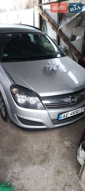 Opel Astra 2010