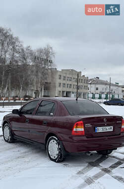 Седан Opel Astra 2008 в Кременчуці