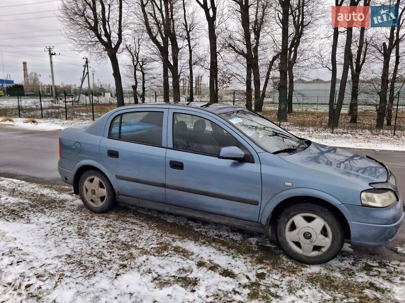 Седан Opel Astra 2007 в Броварах