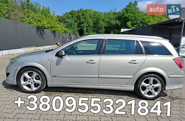 Універсал Opel Astra 2008 в Чернівцях