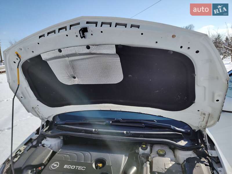 Универсал Opel Astra 2014 в Сумах