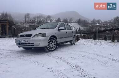 Хэтчбек Opel Astra 1999 в Рахове