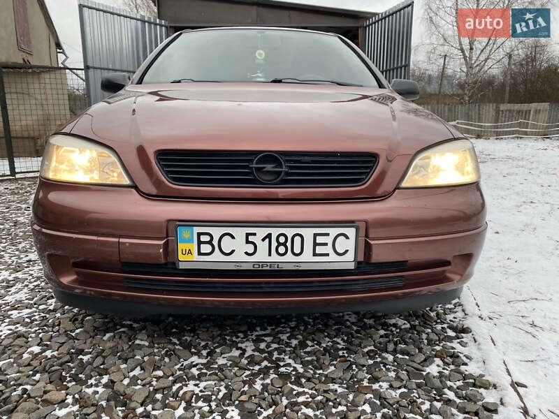 Хэтчбек Opel Astra 2001 в Судовой Вишне
