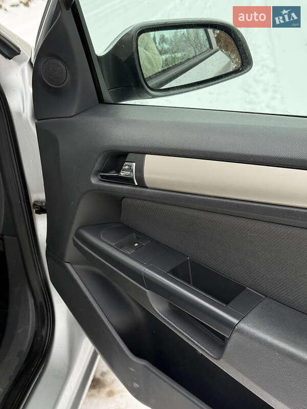 Универсал Opel Astra 2007 в Золотоноше фото 18 Универсал Opel Astra 2007 в Золотоноше