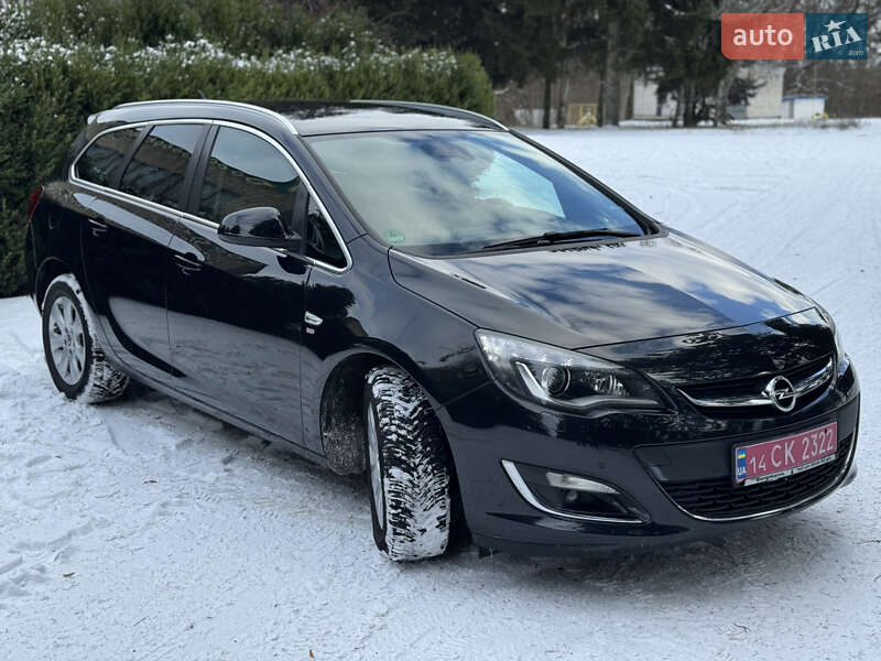 Универсал Opel Astra 2015 в Христиновке