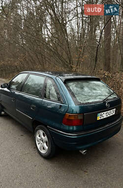 Хетчбек Opel Astra 1997 в Яворові