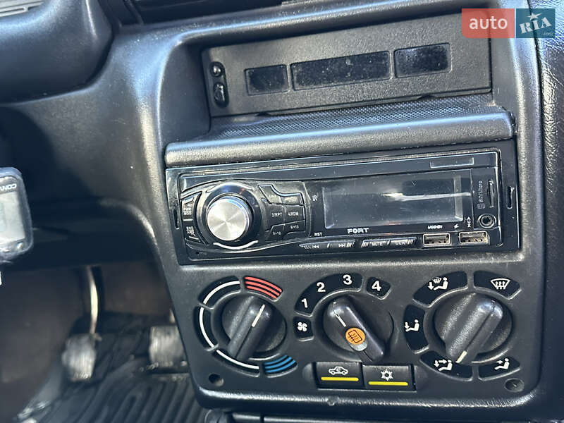 Универсал Opel Astra 1995 в Дрогобыче