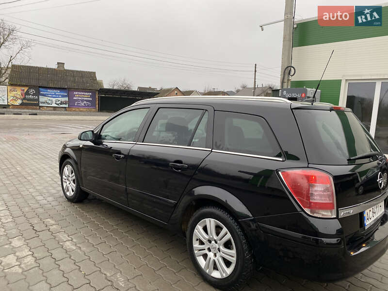 Универсал Opel Astra 2008 в Владимире