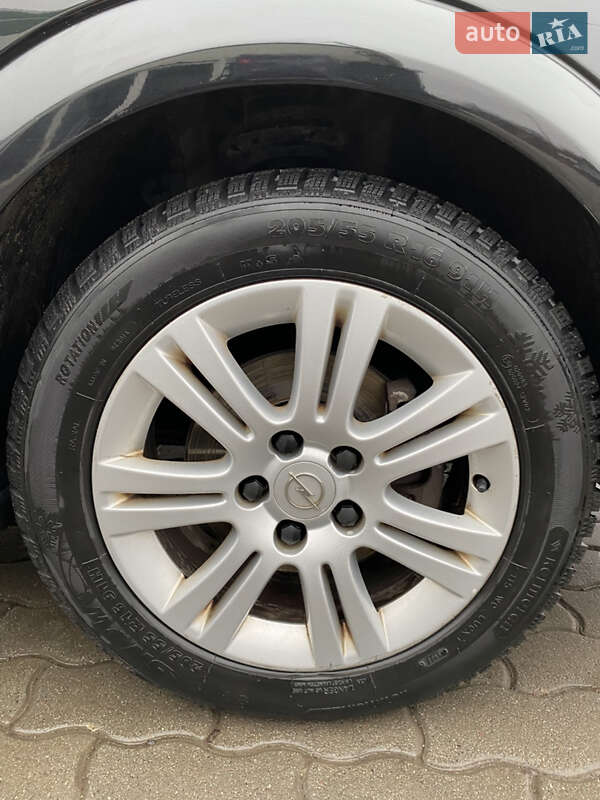 Универсал Opel Astra 2008 в Владимире