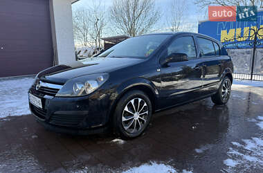 Хэтчбек Opel Astra 2006 в Бучаче