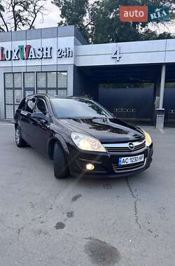 Універсал Opel Astra 2009 в Кропивницькому