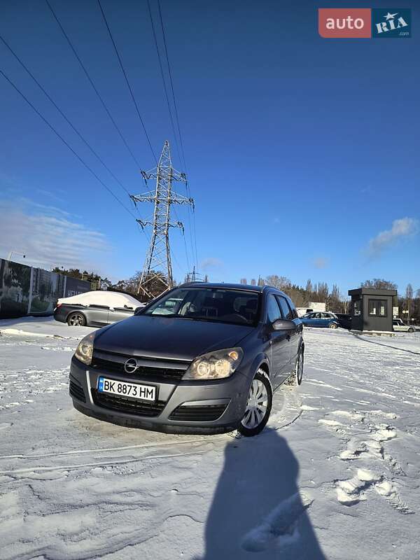 Универсал Opel Astra 2004 в Чернигове