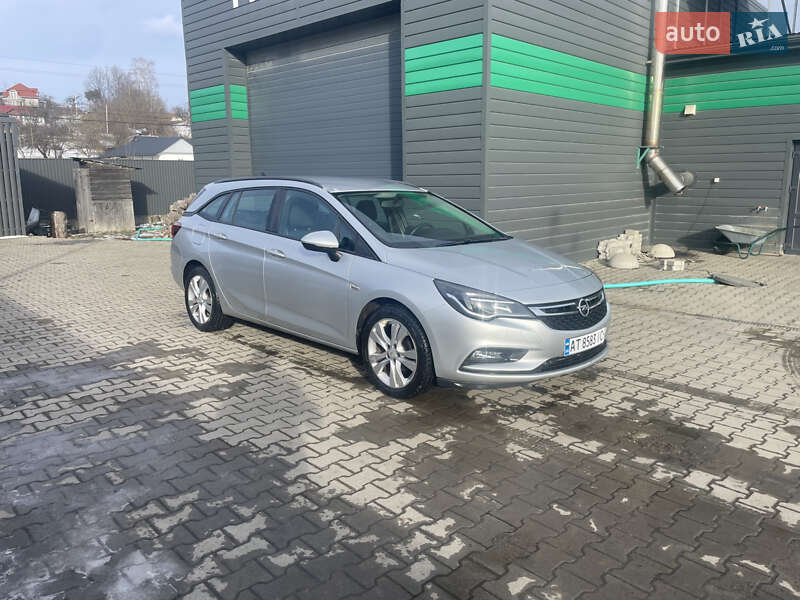 Универсал Opel Astra 2016 в Коломые