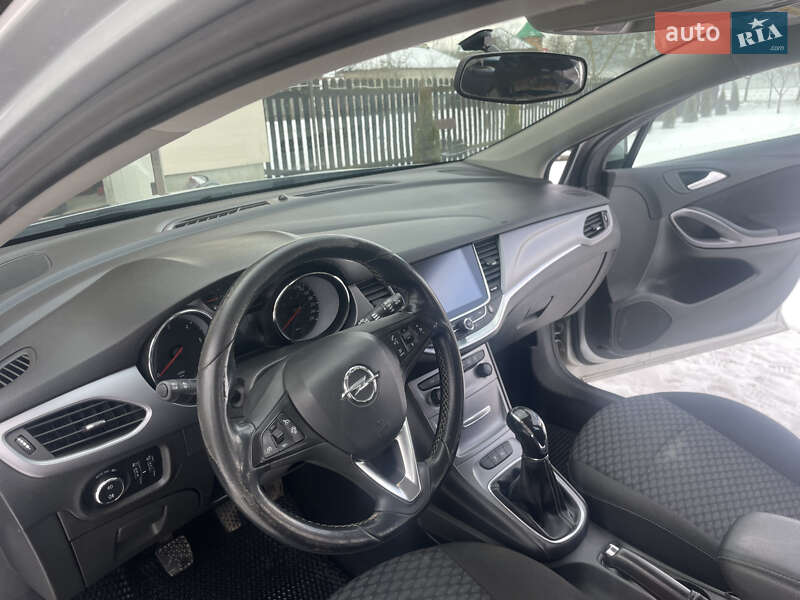 Универсал Opel Astra 2016 в Коломые