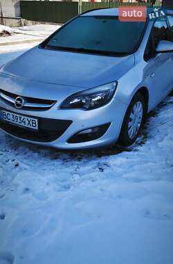 Универсал Opel Astra 2014 в Николаеве