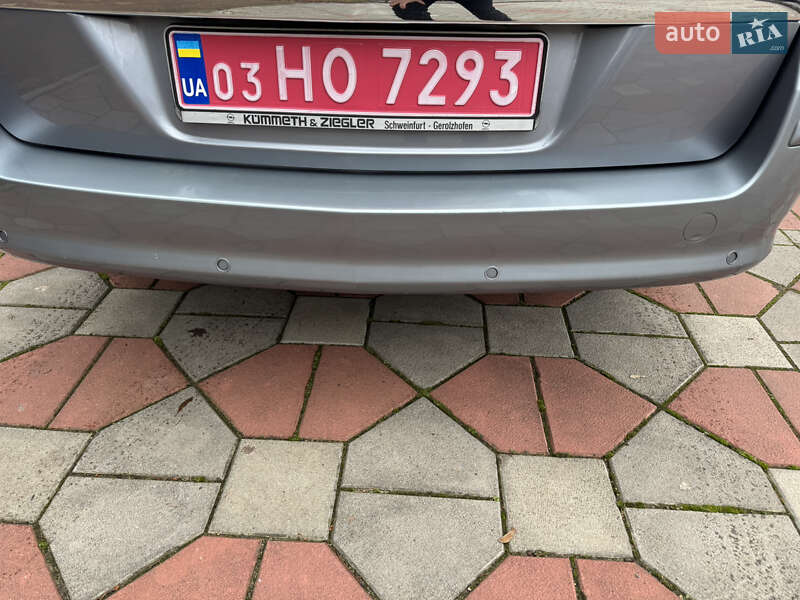 Універсал Opel Astra 2010 в Ніжині