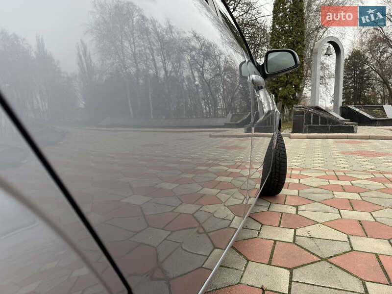 Універсал Opel Astra 2010 в Ніжині