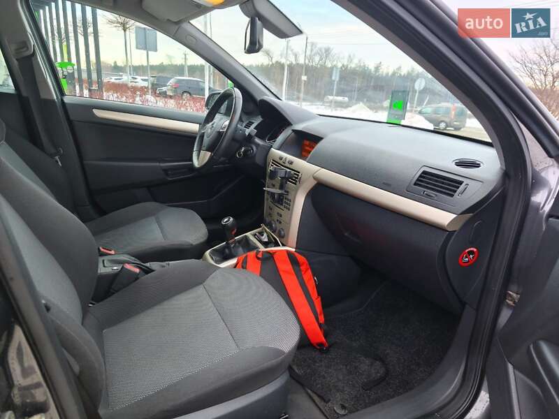 Универсал Opel Astra 2008 в Броварах