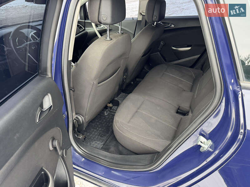 Універсал Opel Astra 2011 в Києві фото 10 Універсал Opel Astra 2011 в Києві