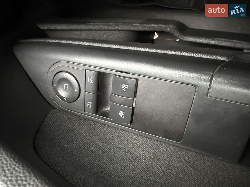 Универсал Opel Astra 2005 в Великодолинском фото 6 Универсал Opel Astra 2005 в Великодолинском