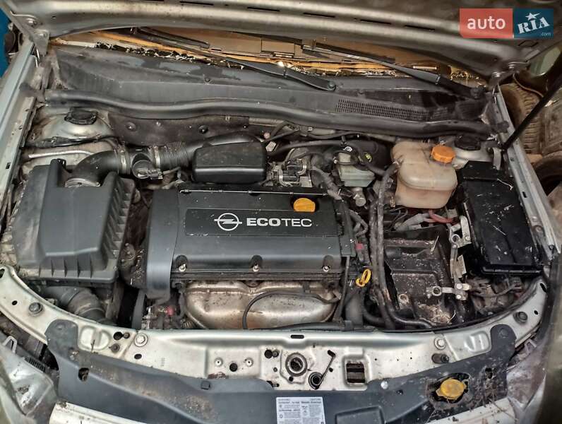 Хетчбек Opel Astra 2005 в Буську фото 6 Хетчбек Opel Astra 2005 в Буську