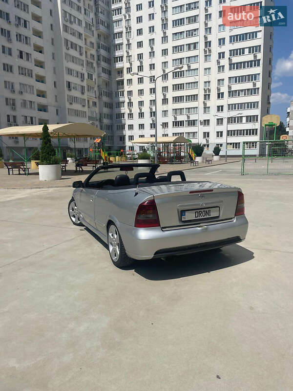 Кабриолет Opel Astra 2004 в Одессе фото 4 Кабриолет Opel Astra 2004 в Одессе