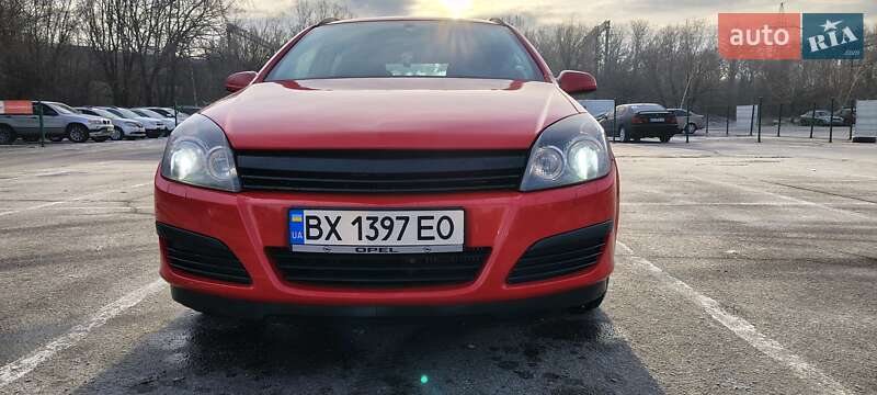 Універсал Opel Astra 2006 в Запоріжжі