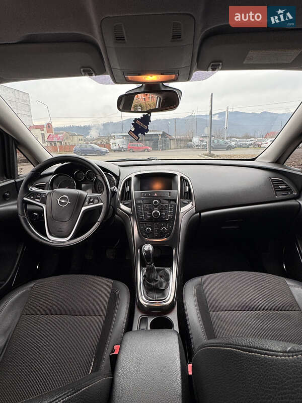 Хэтчбек Opel Astra 2010 в Хусте фото 12 Хэтчбек Opel Astra 2010 в Хусте