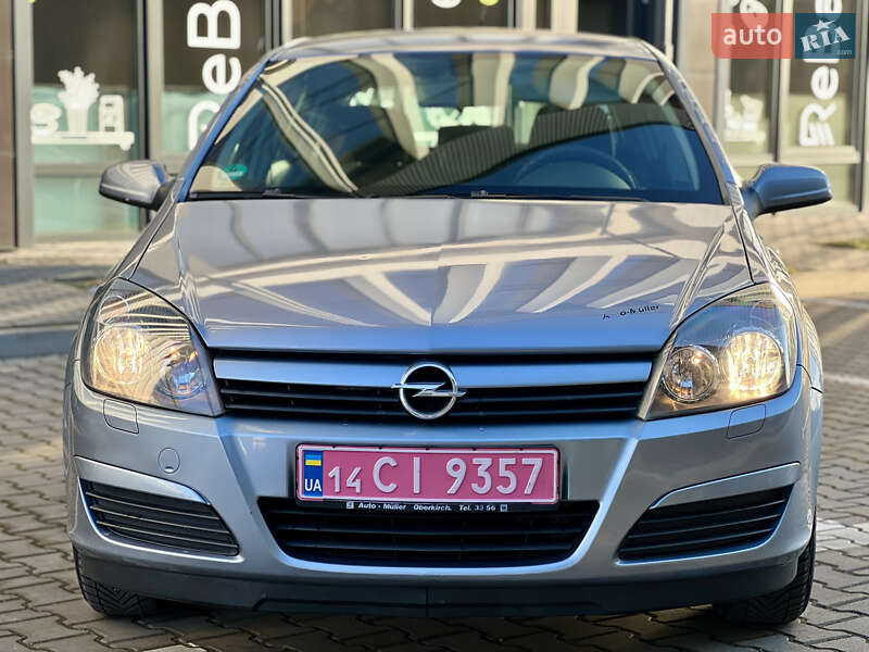 Хэтчбек Opel Astra 2005 в Ивано-Франковске