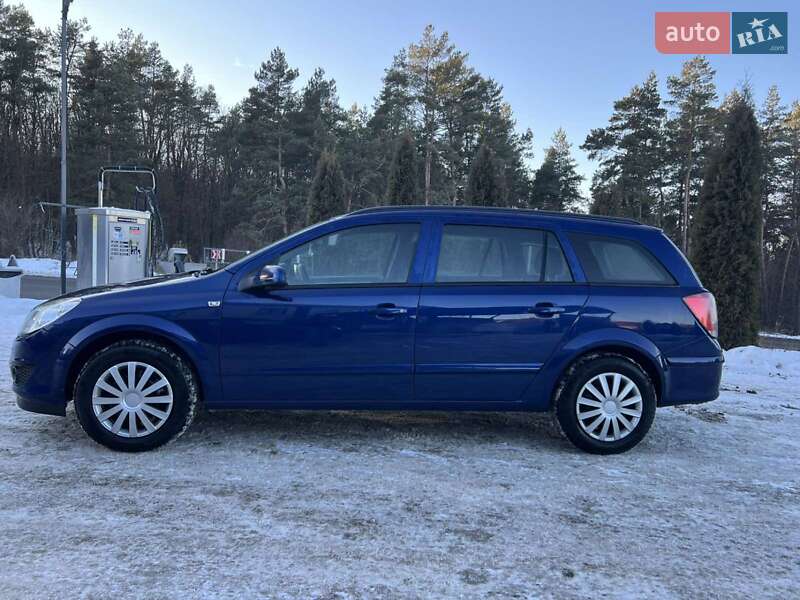 Універсал Opel Astra 2009 в Бучачі