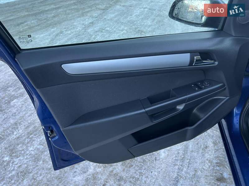 Універсал Opel Astra 2009 в Бучачі