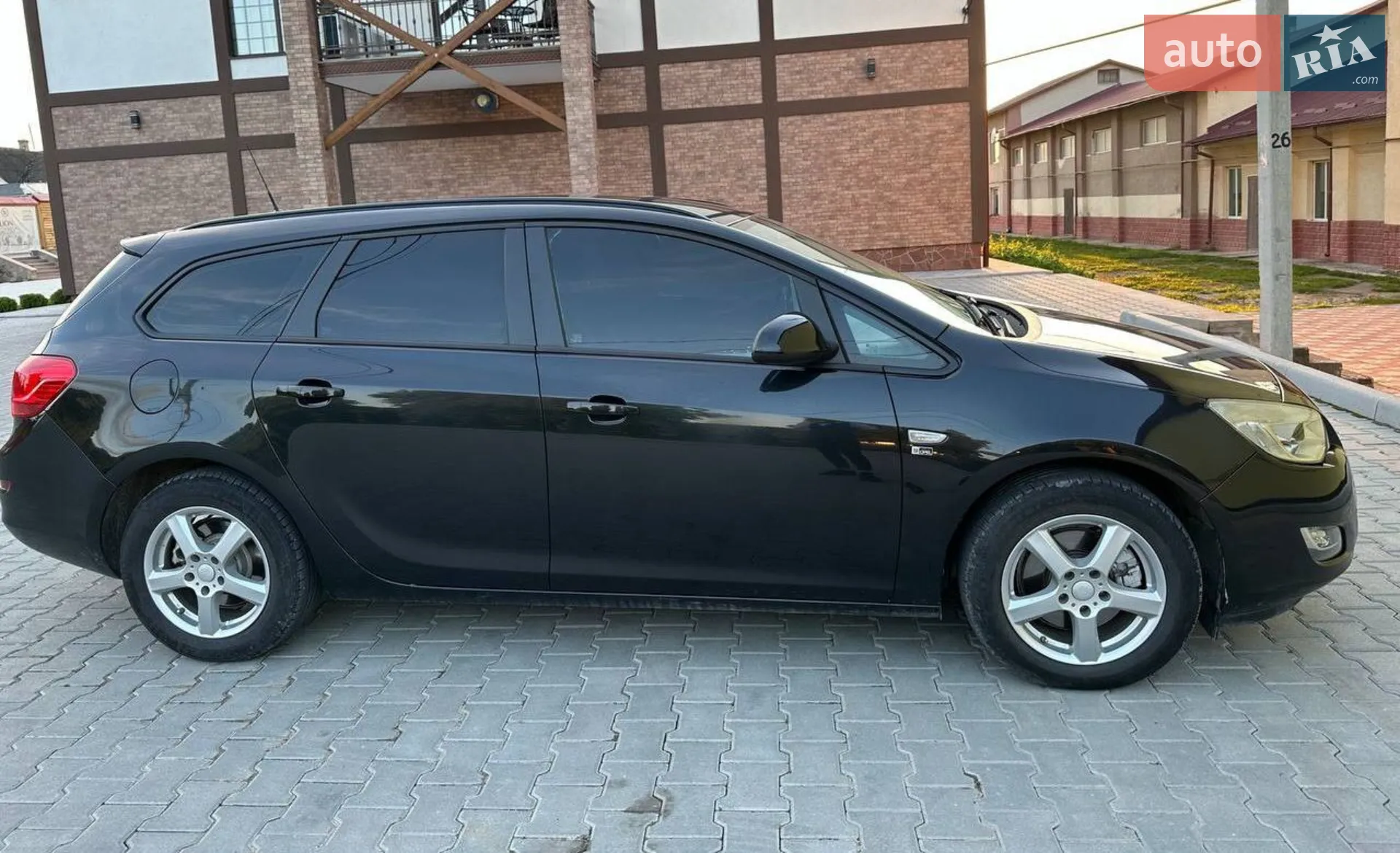 2012 Opel Astra - мініатюра 2