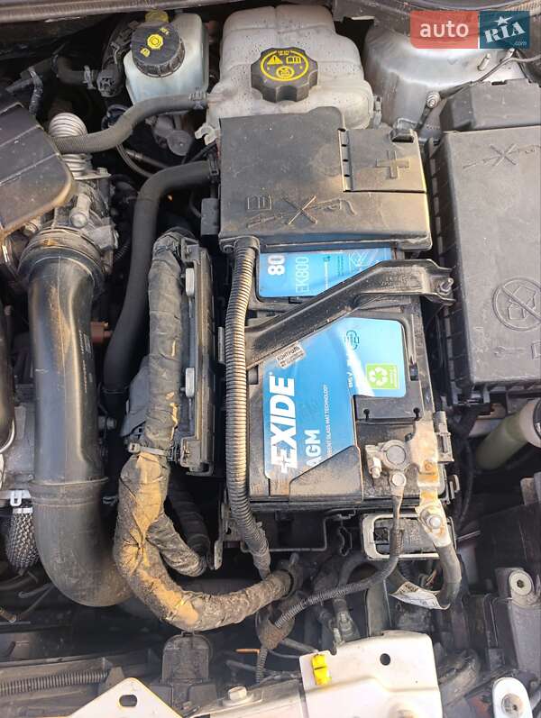 Универсал Opel Astra 2015 в Городке